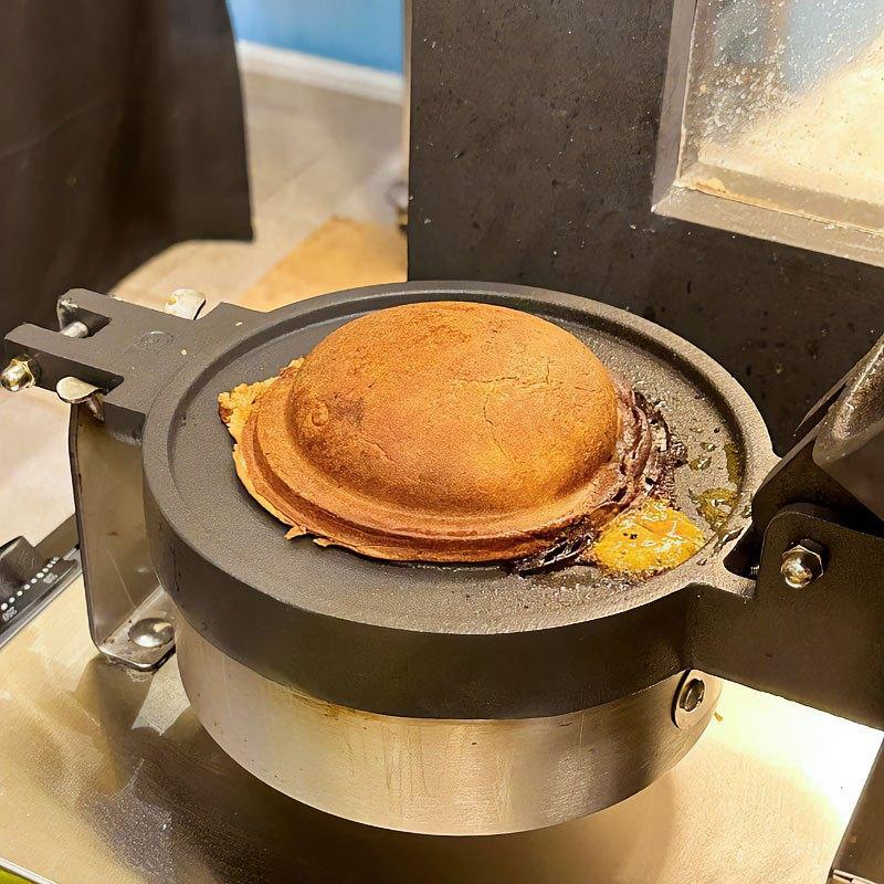 ufo burgery – nowy trend o niezwykłym kształcie i wyjątkowych smakach, który podbija świat gofrex.com ufo burger
