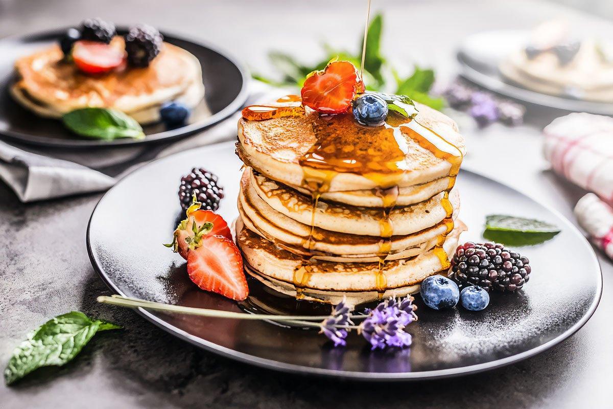 Hur förbereder man smeten till mjölkiga amerikanska pannkakor? gofrex-32-1